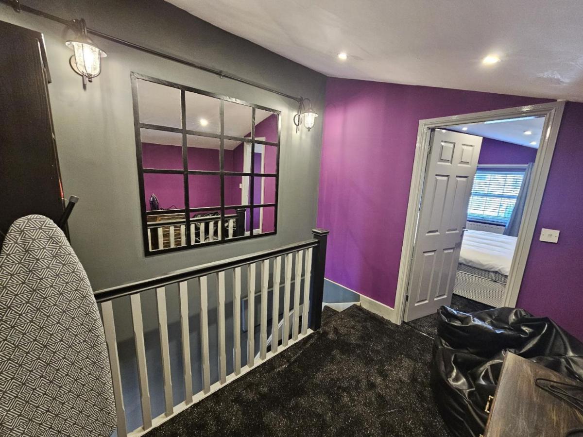 Liverpool City Centre Apartment Sleeps 4, Free Parking ภายนอก รูปภาพ